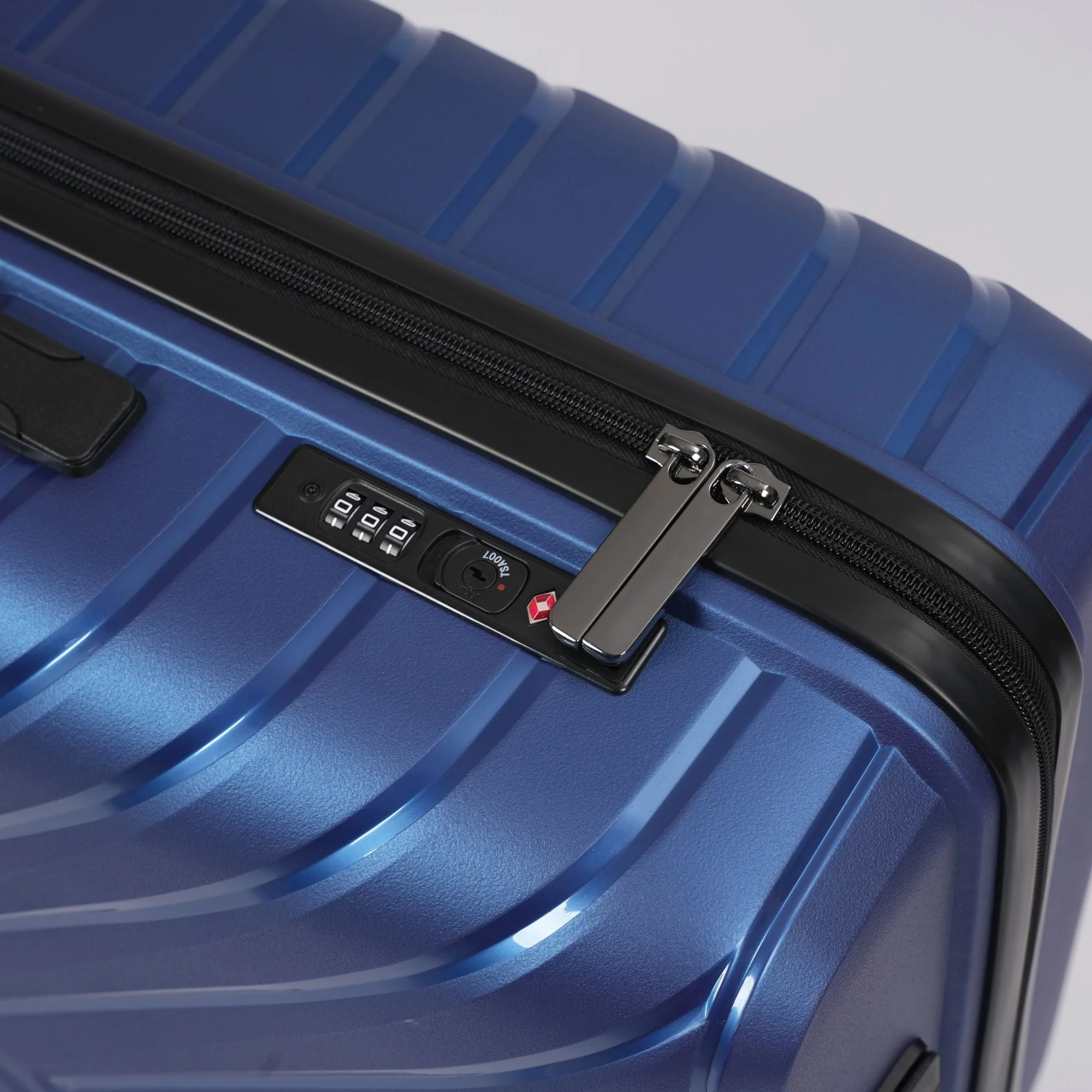 24-inch Blue Hardcase Roller Luggage with 360° Wheels & TSA Lock - Image 4