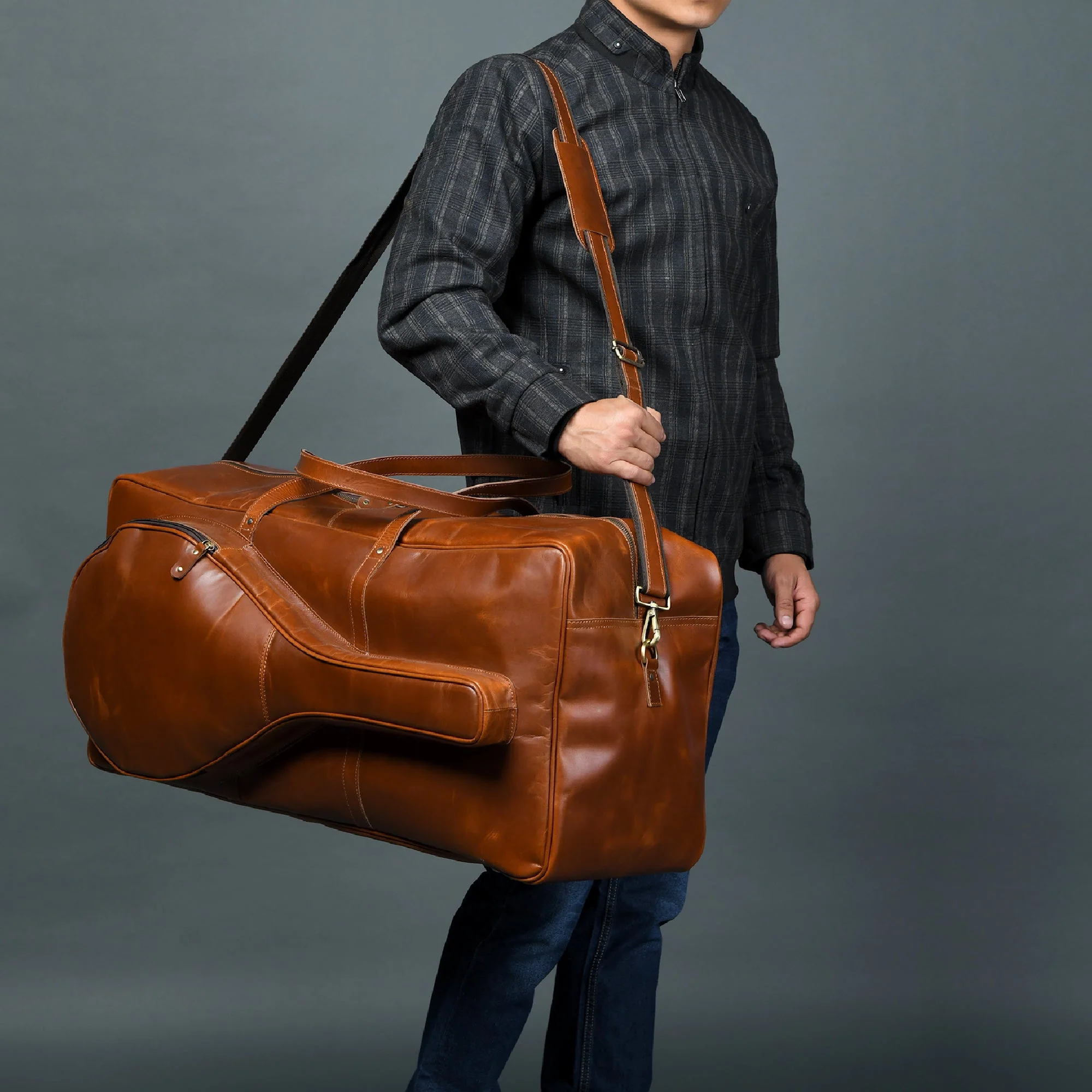 Buffalo Leather Tennis Duffle Bag - Image 2