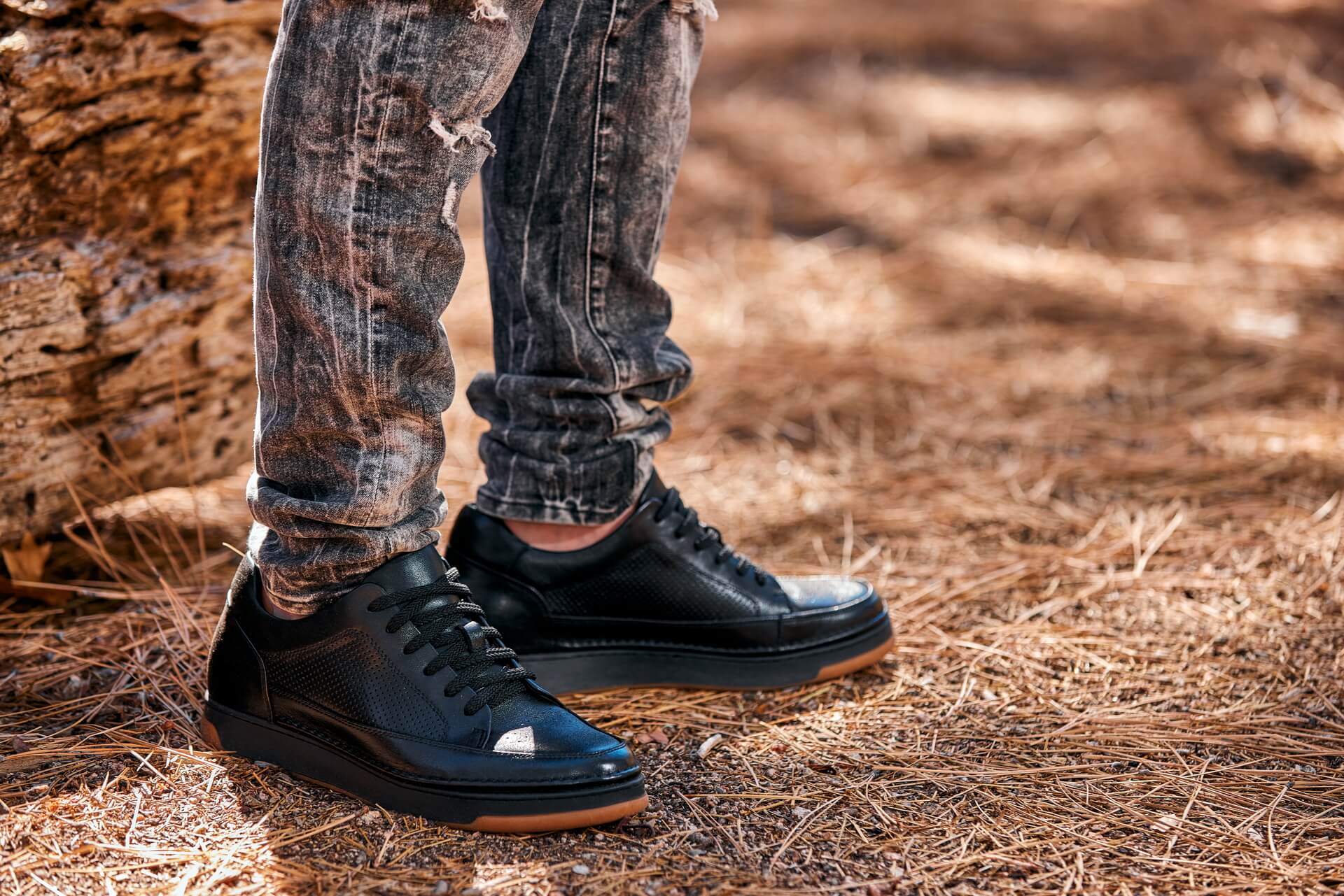 Y7931 - 2.6 Inches Taller (Noir/Black) - Elevated Leather Micro-Perforated Men's Sneakers - Image 10