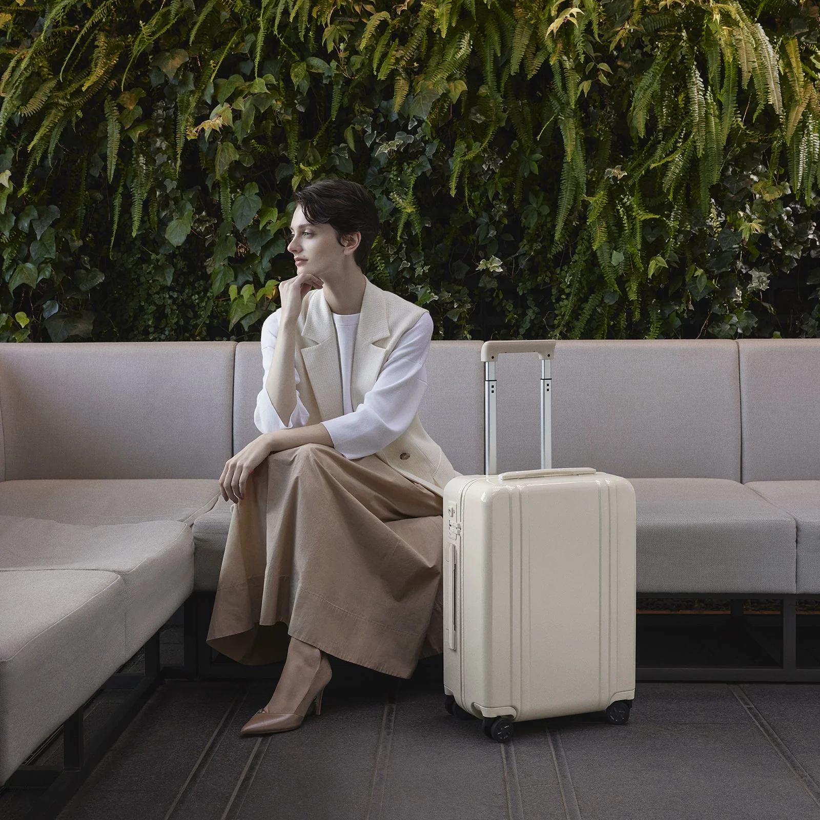 Classic Lightweight 4.0 | Continental Carry-On 37L - Image 4