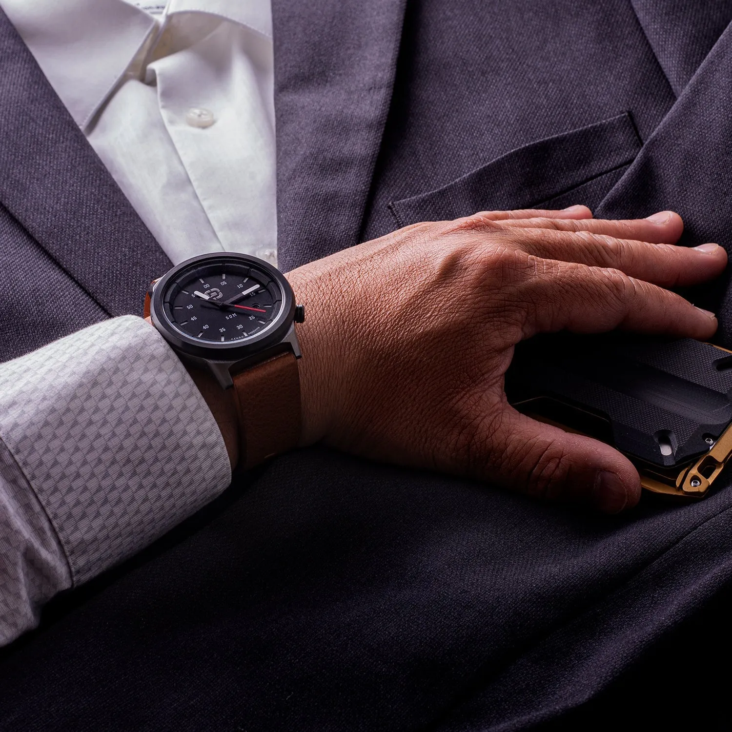 DAPPER Men's Watch - Image 15