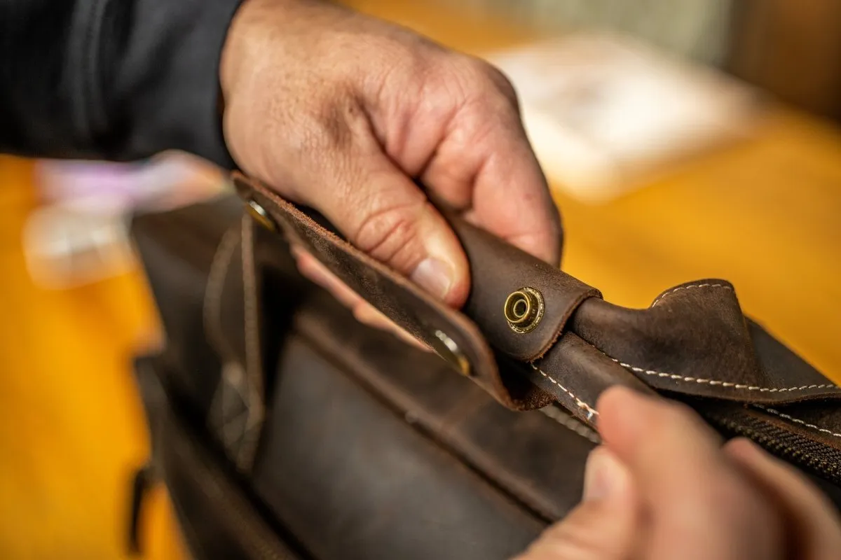 Greenhead" Bottomland Full Grain Buffalo Leather Briefcase - Image 16