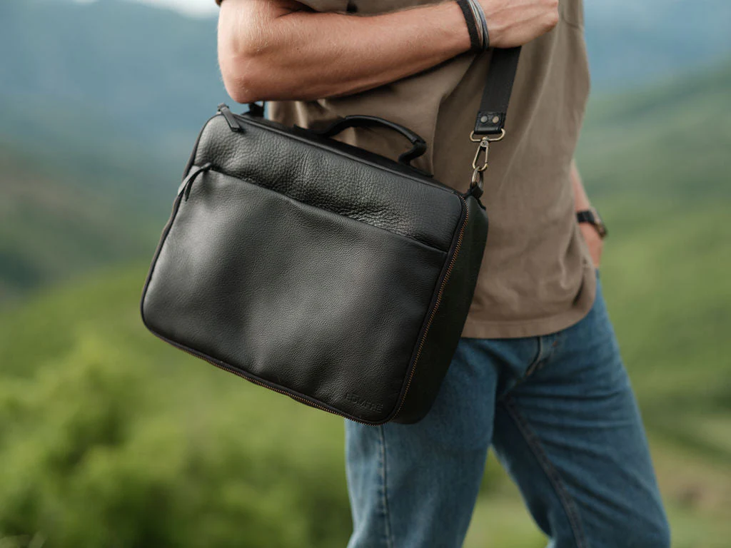 Hilo Camera Travel Bag - Image 14
