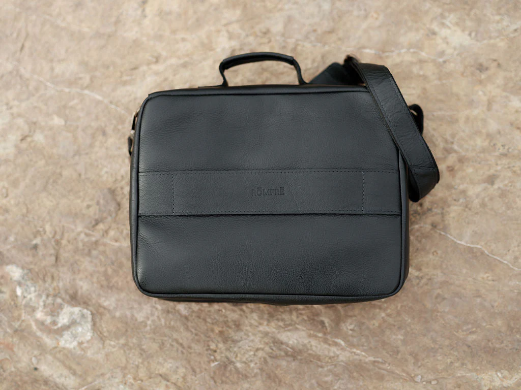 Hilo Camera Travel Bag - Image 16