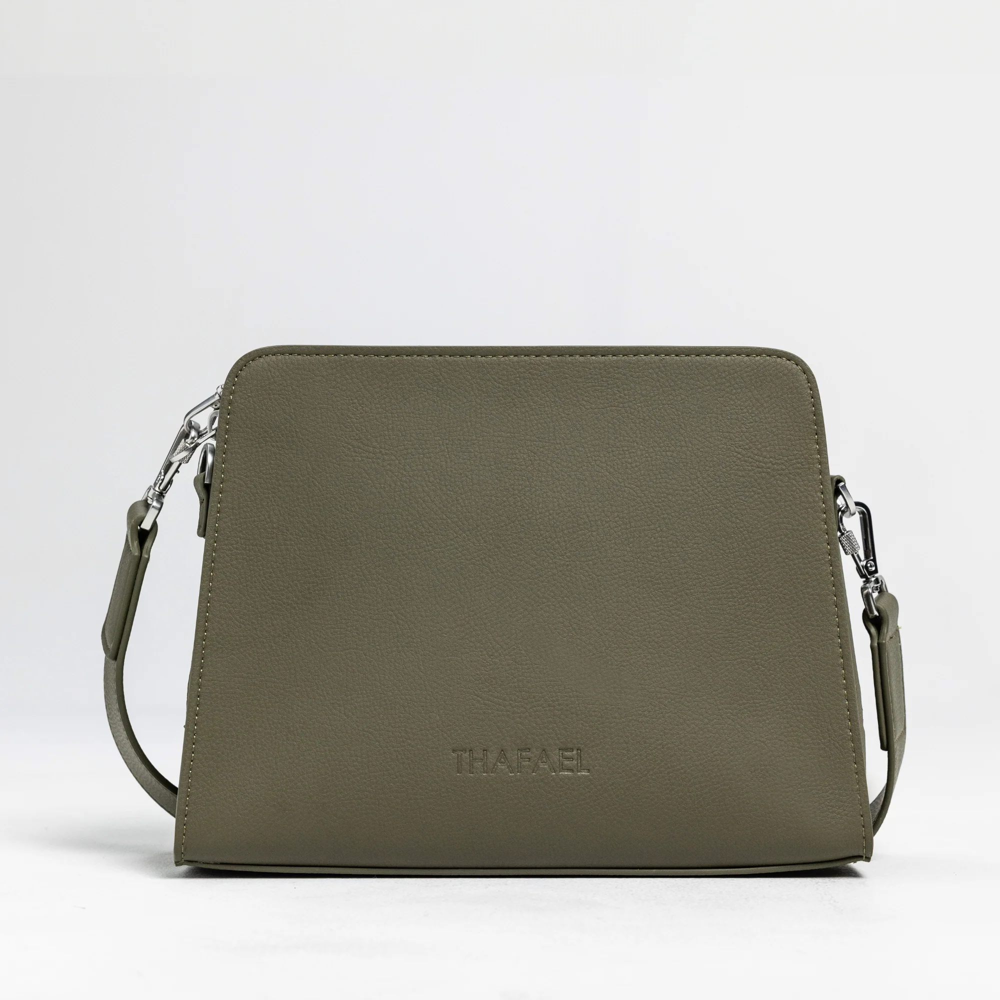 La Trotteuse Crossbody Travel Bag- Anti-theft, Sleek (NEW)