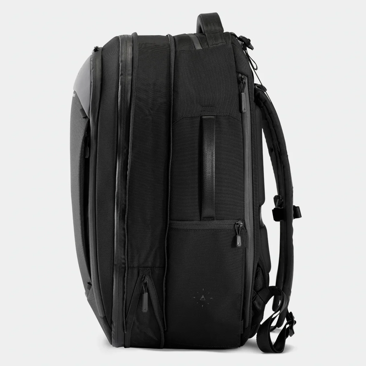 Navigator Travel 32L Backpack (Expands to 41L) - Image 4
