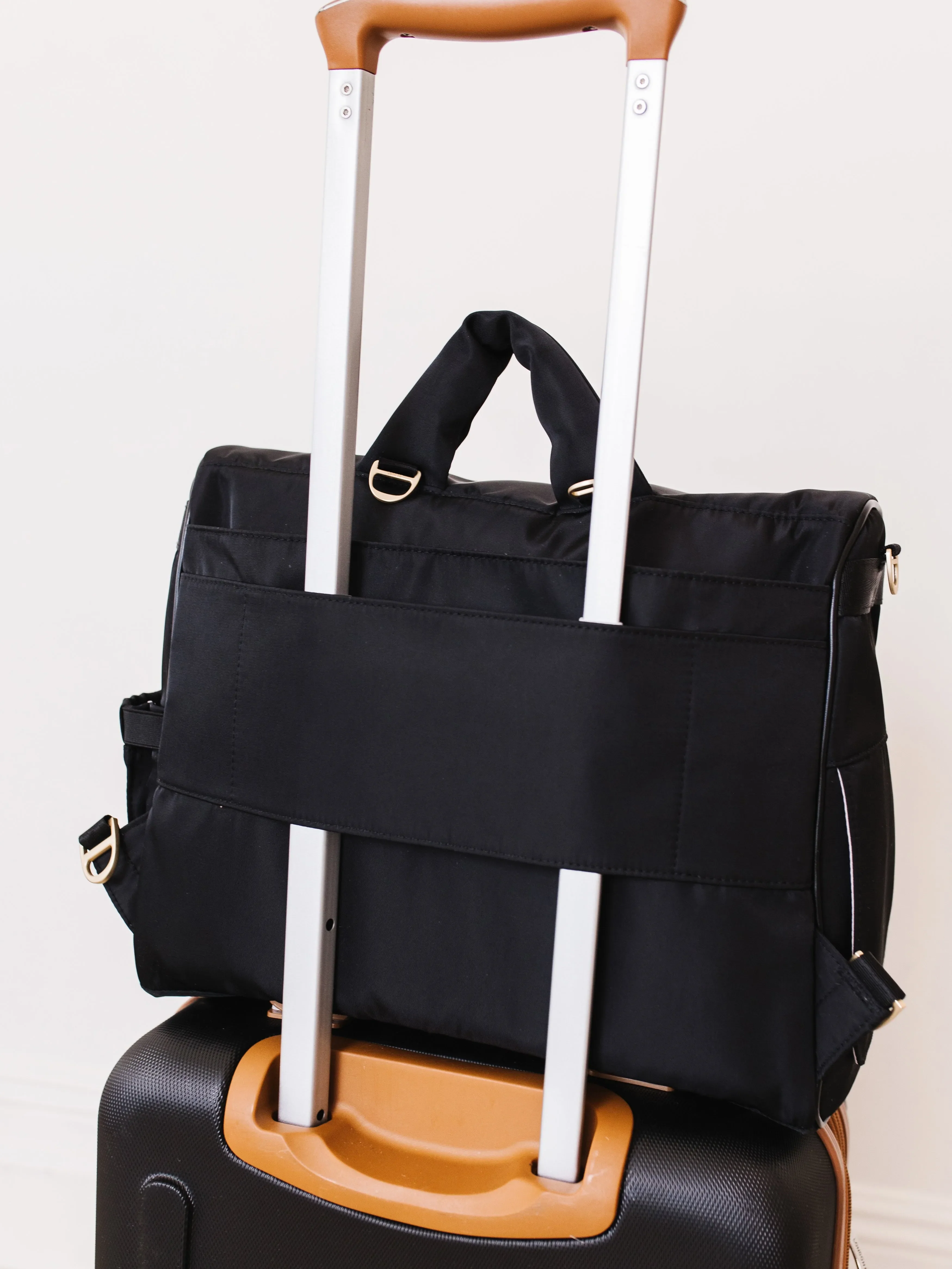 Satchel Black â 3-in-1 Stylish & Versatile Diaper Bag - Image 11